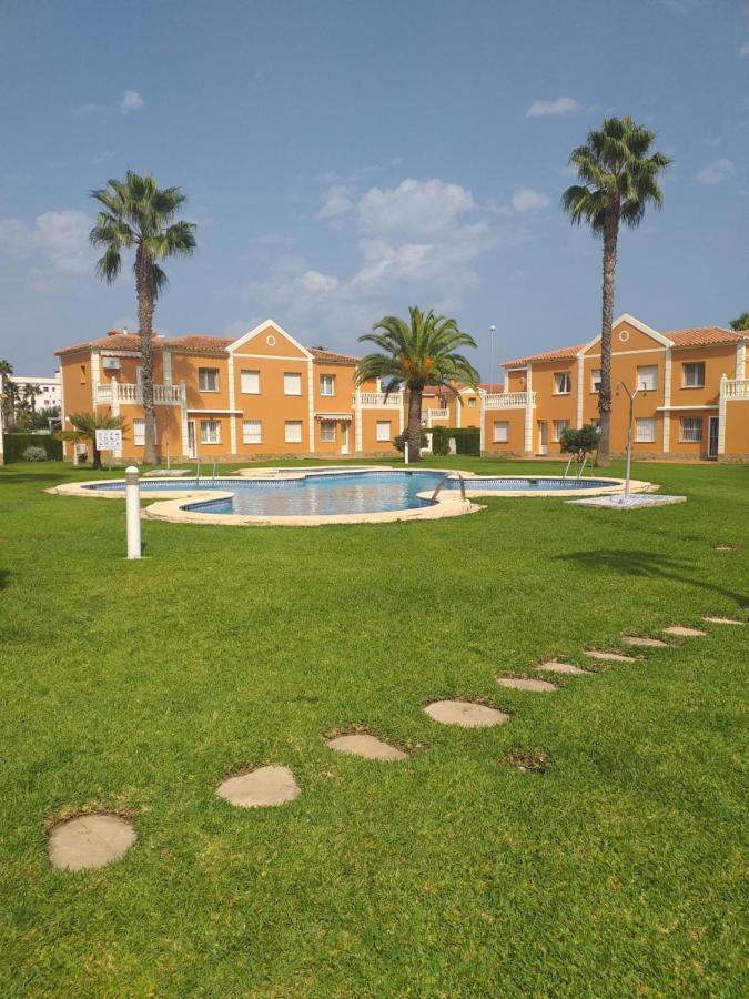 Apartamento Oliva Nova Flat In Front Of Met Exterior foto