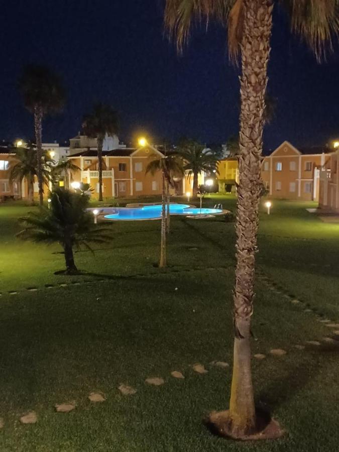 Apartamento Oliva Nova Flat In Front Of Met Exterior foto