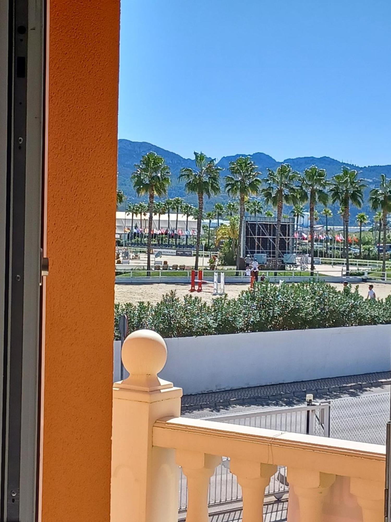 Apartamento Oliva Nova Flat In Front Of Met Exterior foto