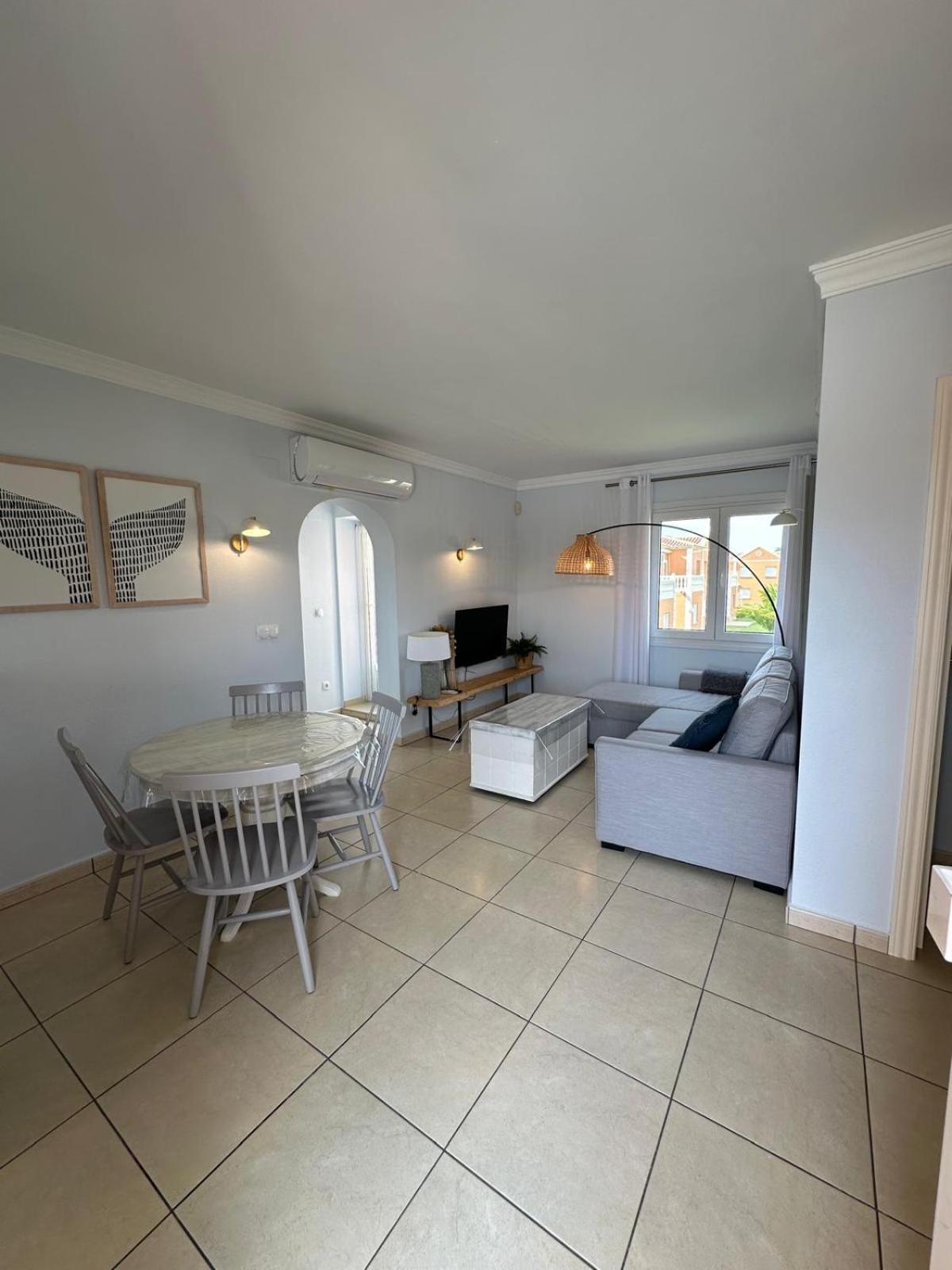 Apartamento Oliva Nova Flat In Front Of Met Exterior foto